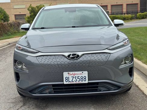 Used 2019 Hyundai Kona SEL w/ Cargo Package FWD image 2
