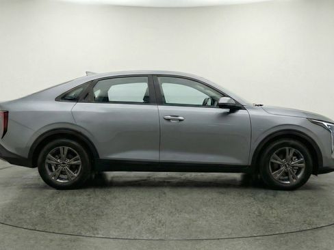 Used 2025 Kia K4 FWD image 11