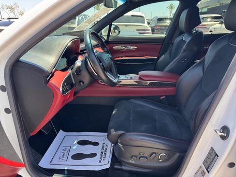 Used 2022 Genesis GV70 3.5T Sport w/ Sport Prestige Package AWD/4WD image 14