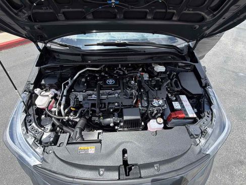Used 2023 Toyota Corolla LE FWD image 30