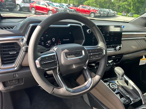 New 2026 GMC Canyon Denali AWD/4WD image 22