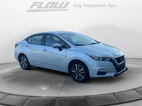 Used 2021 Nissan Versa SV FWD image 1