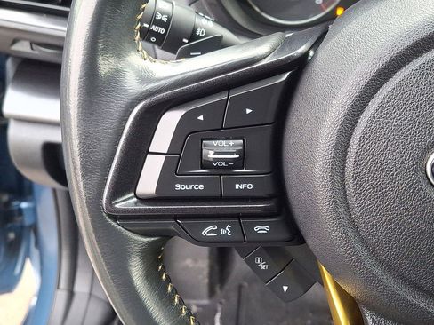 Used 2021 Subaru Crosstrek 2.5i Sport w/ Moonroof Package image 17