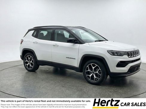 Used 2025 Jeep Compass Limited AWD/4WD image 1