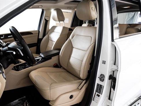 Used 2019 Mercedes-Benz GLS 450 4MATIC w/ Premium 1 Package image 35