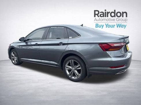 Used 2019 Volkswagen Jetta R-Line w/ R-Line Cold Weather Package FWD image 5