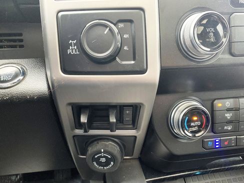 Used 2020 Ford F250 Platinum image 9