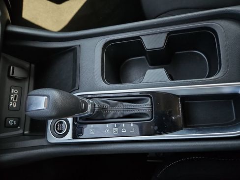 Used 2024 Nissan Sentra SV FWD image 25