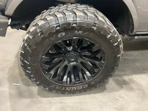 Used 2022 Ford Bronco Badlands AWD/4WD image 6
