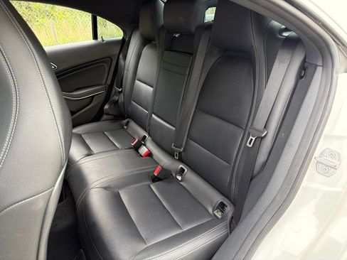 Used 2018 Mercedes-Benz CLA 250 image 18
