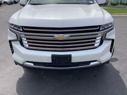 Used 2022 Chevrolet Tahoe High Country AWD/4WD image 2