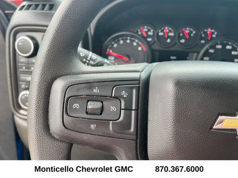 Used 2022 Chevrolet Silverado 1500 Custom image 13