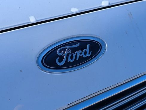 Used 2017 Ford Fusion SE image 15