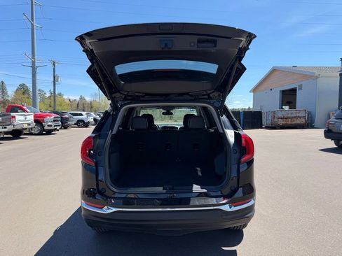 Used 2024 GMC Terrain SLT AWD/4WD image 23