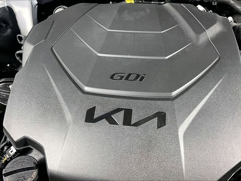 Used 2025 Kia Telluride S AWD/4WD image 32