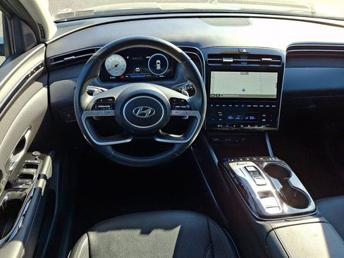 Certified 2023 Hyundai Tucson Limited AWD/4WD image 11