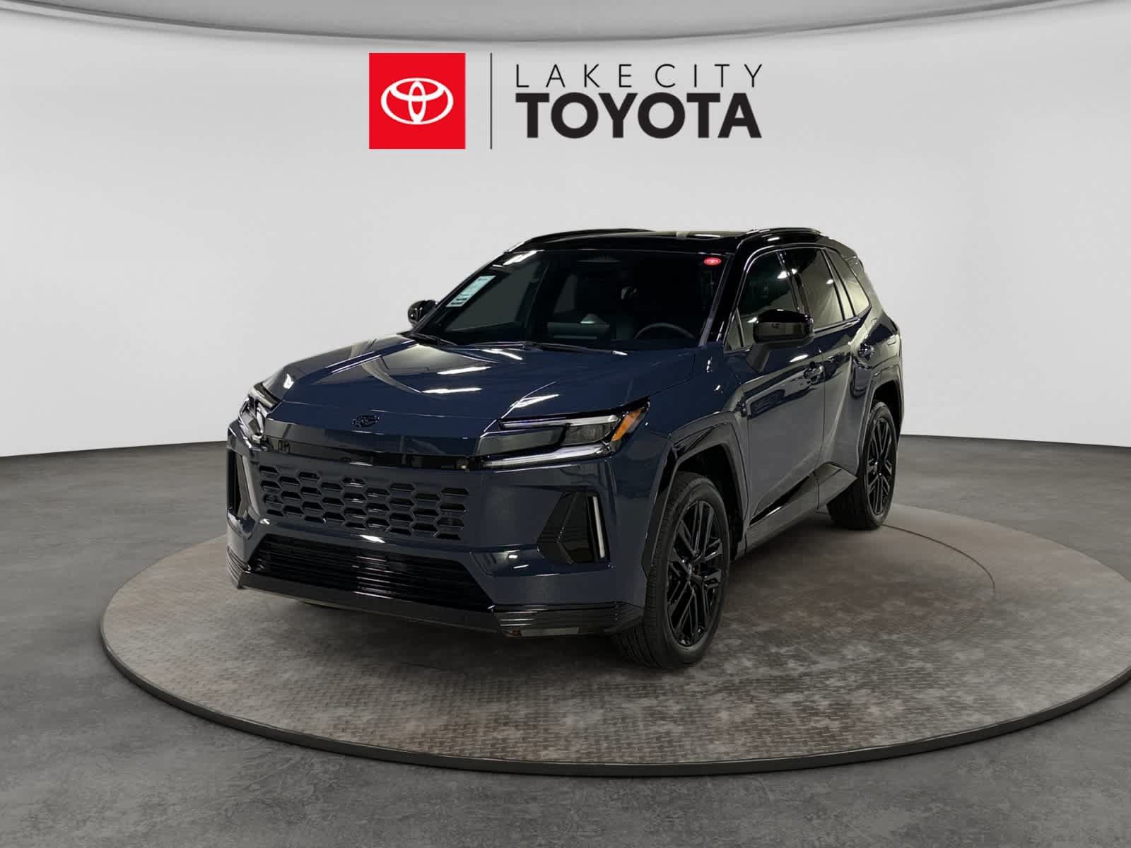 Used 2026 Toyota RAV4 XSE w/ Panoramic Sun Roof Package AWD/4WD image 1