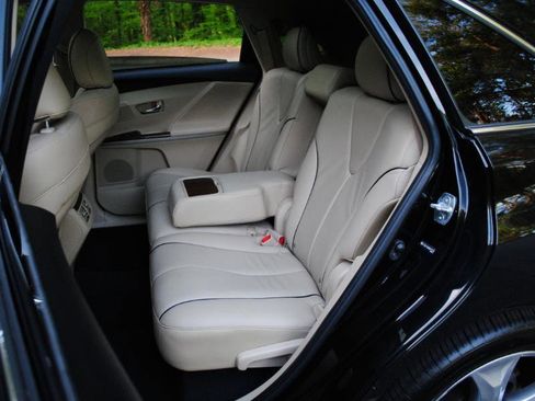 Used 2009 Toyota Venza image 8