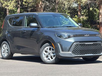 Used 2024 Kia Soul LX w/ Option Group 015