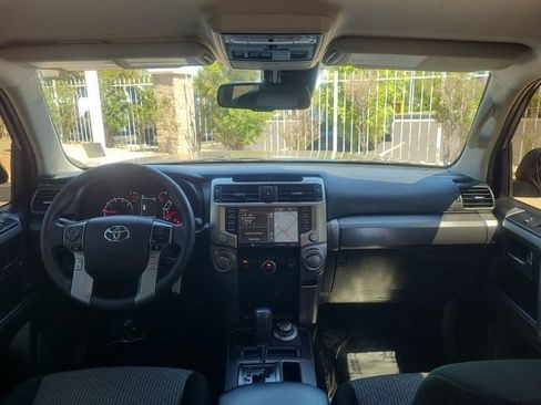 Used 2020 Toyota 4Runner SR5 AWD/4WD image 20