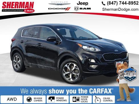 Used 2020 Kia Sportage LX image 1