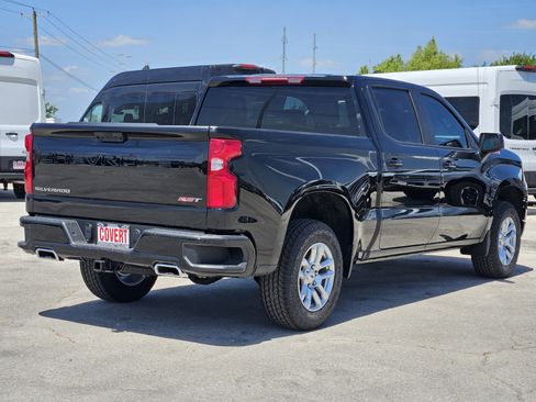 New 2026 Chevrolet Silverado 1500 RST w/ Z71 Off-Road Package AWD/4WD image 3