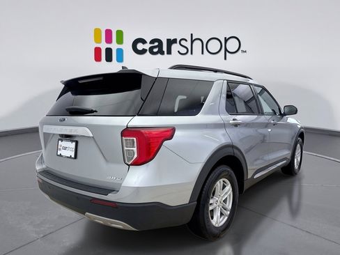 Used 2024 Ford Explorer XLT w/ Equipment Group 202A AWD/4WD image 5