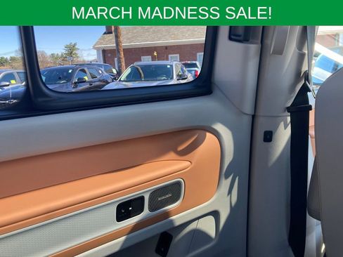 Used 2025 Volkswagen ID. Buzz 1st Edition image 28