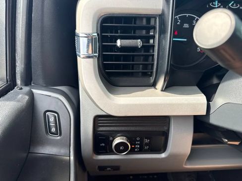 Used 2024 Ford F250 XLT AWD/4WD image 8