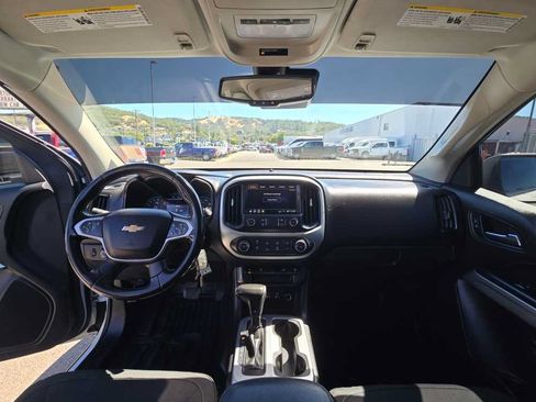 Used 2020 Chevrolet Colorado LT w/ Safety Package AWD/4WD image 15