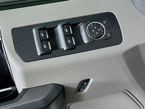 Used 2018 Ford F150 XLT image 15