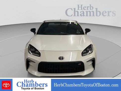 New 2026 Toyota GR86 Premium w/ Performance Package RWD image 2