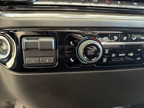 Certified 2024 Chevrolet Silverado 1500 LT w/ Convenience Package II AWD/4WD image 28