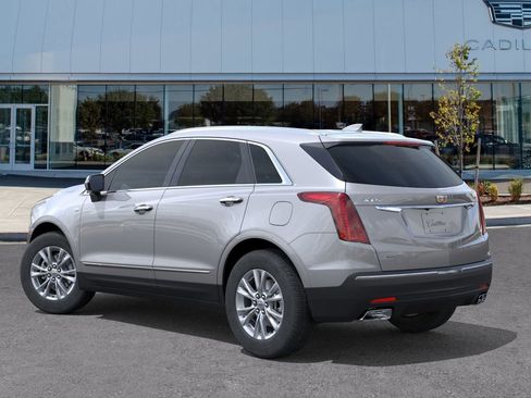 New 2024 Cadillac XT5 Luxury image 3
