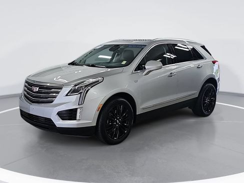 Used 2017 Cadillac XT5 Premium Luxury AWD/4WD image 9