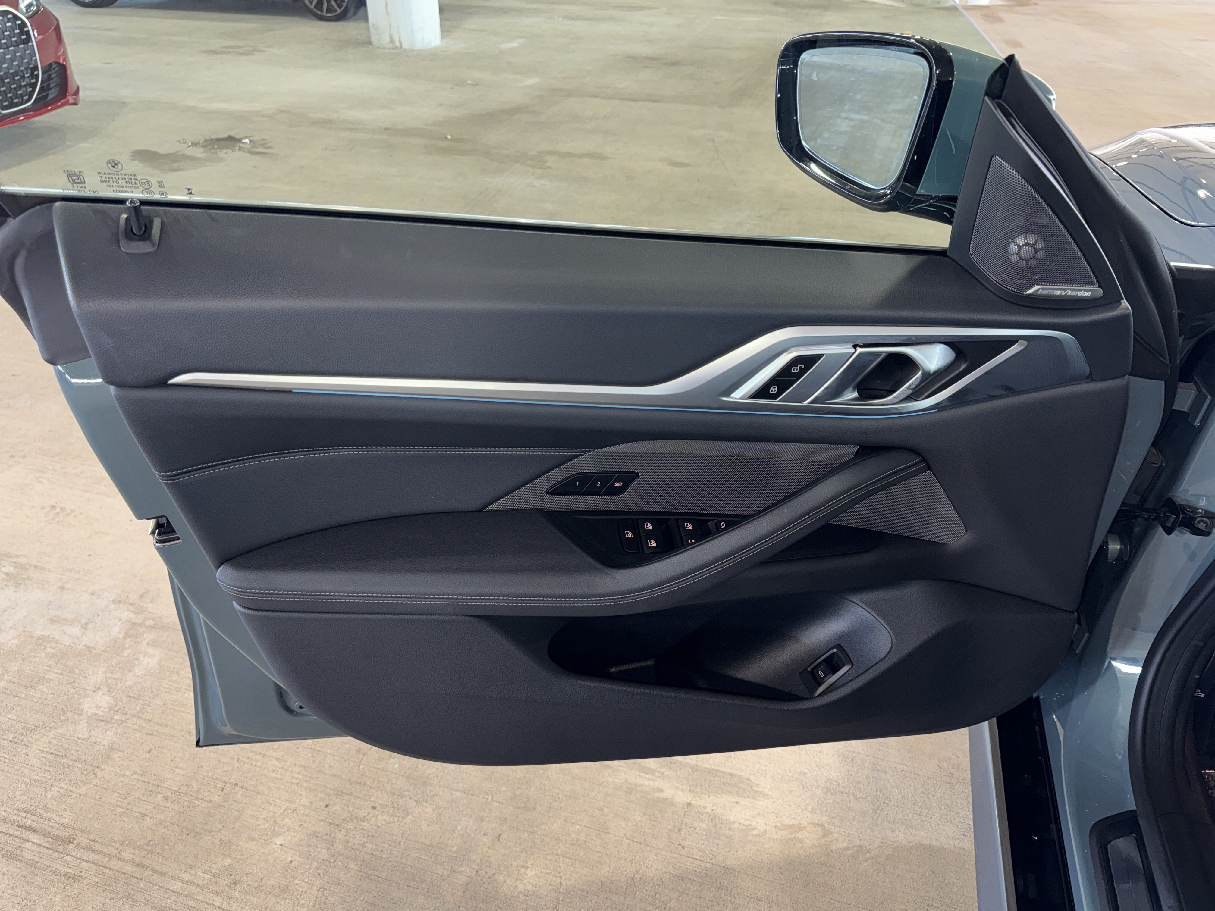 Used 2025 BMW 430i w/ Premium Package RWD image 17