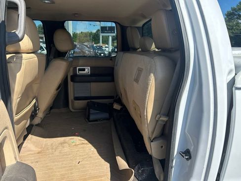 Used 2014 Ford F150 Lariat w/ Equipment Group 502A Luxury AWD/4WD image 11