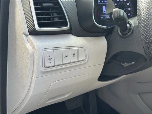 Used 2019 Hyundai Tucson SE image 18
