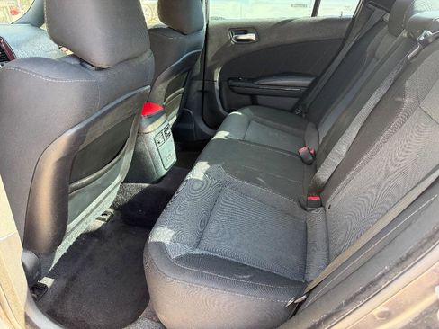 Used 2017 Dodge Charger SXT w/ Blacktop Package image 10