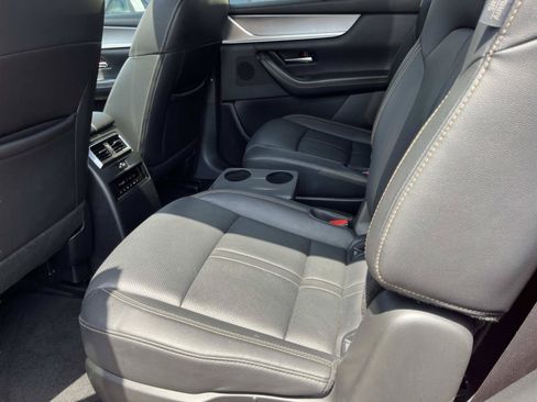 Used 2024 MAZDA CX-90 3.3 Turbo w/ Preferred Plus AWD/4WD image 16