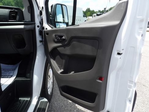 Used 2025 Ford Transit 250 Low Roof w/ Exterior Upgrade Package RWD image 29