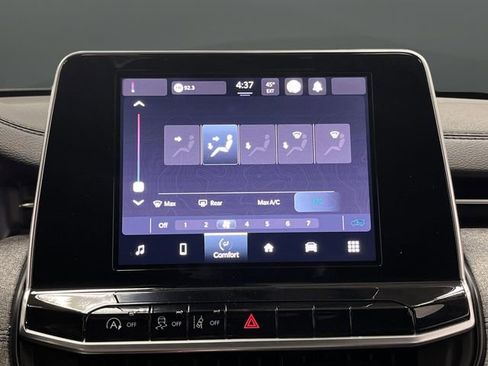 Used 2022 Jeep Compass Latitude image 17