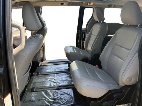 Used 2018 Toyota Sienna Limited Premium AWD/4WD image 10