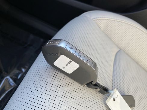 New 2026 Kia Sorento SX AWD/4WD image 35