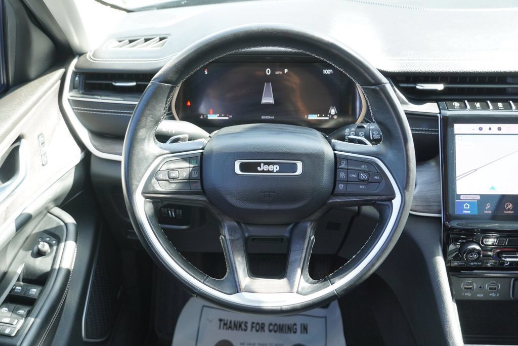 Used 2022 Jeep Grand Cherokee L Limited AWD/4WD image 15