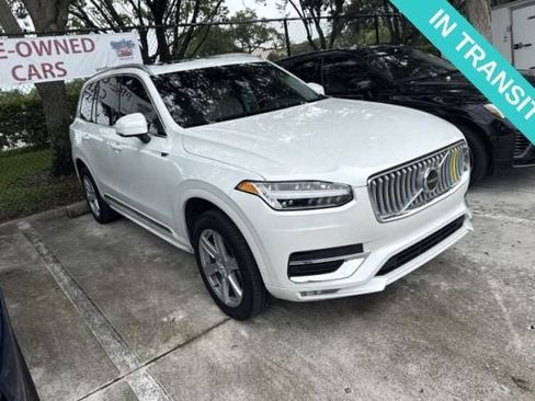 Used 2024 Volvo XC90 B5 Core w/ Protection Package Premier AWD/4WD image 1