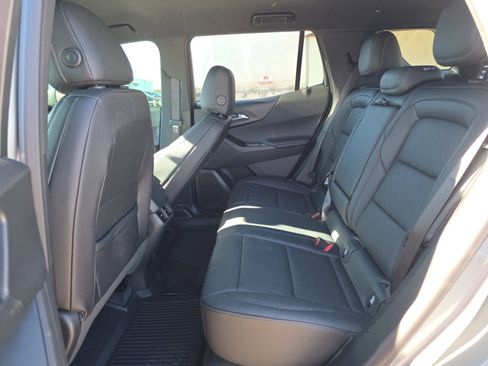 New 2026 Chevrolet Equinox LT w/ Convenience Package II image 24