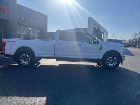 Certified 2022 Ford F250 Lariat w/ Chrome Package image 8