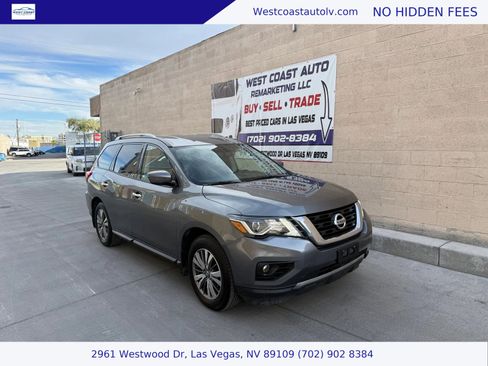 Used 2020 Nissan Pathfinder SV FWD image 1