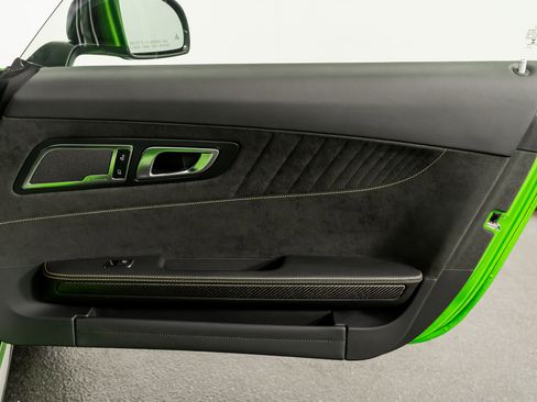 Used 2020 Mercedes-Benz AMG GT R image 47